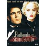 BALLANDO CON UNO SCONOSCIUTO DVD